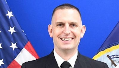 Can you spot mistake that led to Navy warship commander losing his job?