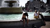 More women ‘could die’ in UK heatwave than men, expert warns