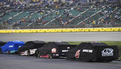 NASCAR Cup Series race at Kansas in rain delay, latest updates on start