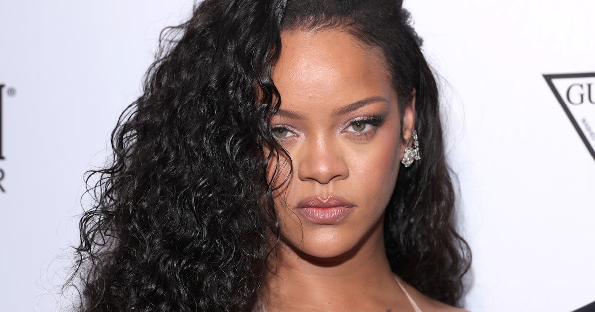 Rihanna's Thong, Butt Bags, & 9 More Shocking NYFW Moments That Blew Up Group Chats