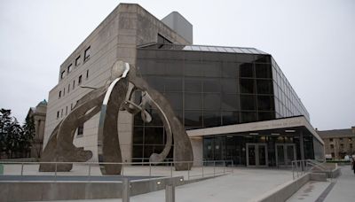 Trial of admitted serial killer wraps up second week in Winnipeg