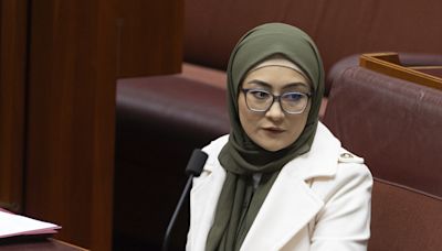 'Exiled' senator accuses Labor members of intimidation
