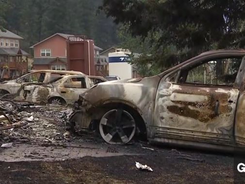 Tour of Jasper wildfire devastation reveals destroyed homes and hotels | Globalnews.ca