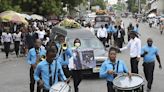 Hundreds mourn gang killings of a Haitian mission director and a young American couple | Texarkana Gazette