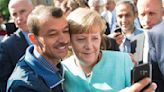 Merkel wins UN refugee agency award over welcome of Syrians