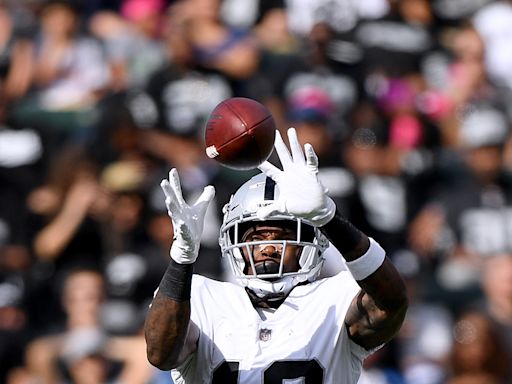 Controversial Ex-Raiders WR Signs Contract With Commanders