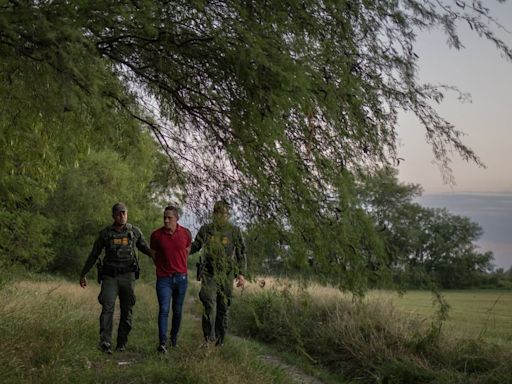 Las detenciones en la frontera caen un 40% por la restricción al asilo impuesta por Biden