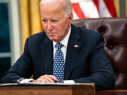 Biden insiders say president is feeling ‘left behind’ – and was hurt by Harris distancing herself from him in debate