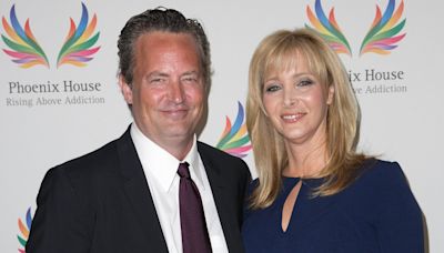 Lisa Kudrow revisiting Friends in honour of Matthew Perry