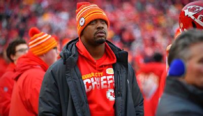 Chiefs star Chris Jones misses training camp practice due to groin injury; return date uncertain