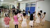 “De grande quiero ser bailarina”: una clase de ballet da a niñas y niños con discapacidad una puerta a nuevos sueños