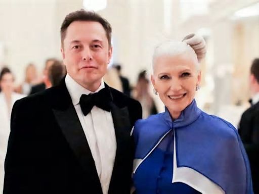 'What Do You Do On A Saturday?' - Elon Musk's Mom Visits Tesla Gigafactory, Shares Pic
