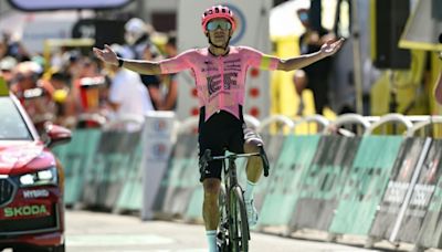 Tour de France: l'échappée belle pour Carapaz, Vingegaard chancèle