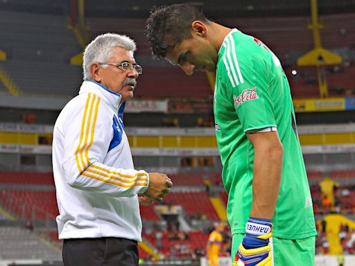 Ricardo Ferretti defiende a Nahuel Guzmán de las duras críticas del “Matador” Hernández - La Opinión