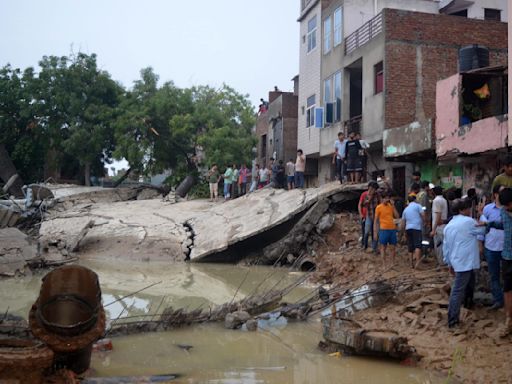 2 killed, 12 injured as water tank collapses in UP's Mathura