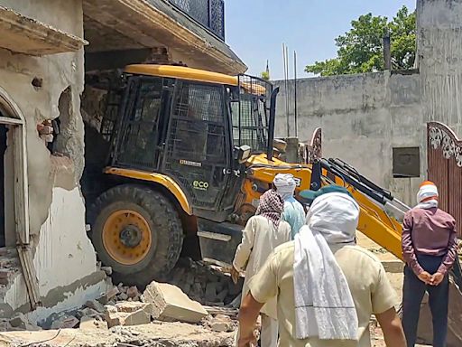 Bulldozers demolish 6 properties in UP as authorities act against accused in 2 FIRs