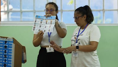 Rodríguez, quinta en el recuento, reconoce triunfo de Mulino en la presidencial panameña
