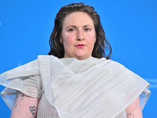 Lena Dunham Says She Won't Be Starring in Her Upcoming Netflix Series After Facing Body Shaming on “Girls”