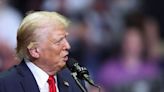 Trump afirma que recibió “una bala por la democracia” en el ataque de Pensilvania - La Tercera