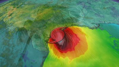 Beryl on track to restrengthen in Gulf before Texas landfall