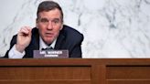 Limit access to most secret US documents, Senate intel panel head says