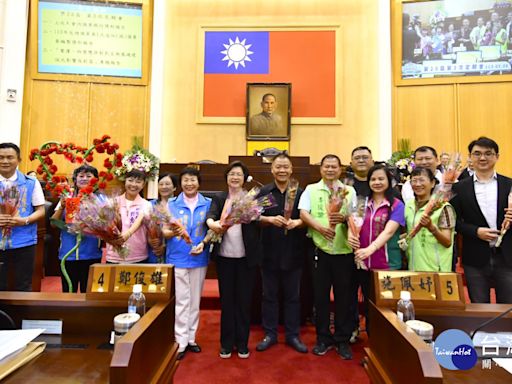 溫馨五月 彰化縣政府與縣議會共同行銷在地花卉 | 蕃新聞