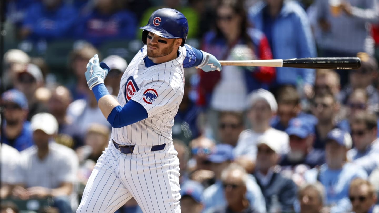 Struggling Chicago Cubs Veteran Making Outfield Situation Murky