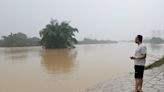 Floods swamp southern China, spark extreme weather fears
