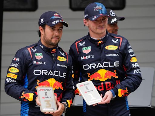 Max Verstappen y "Checo" Pérez son conscientes del acecho de sus rivales en la Fórmula 1 - La Opinión