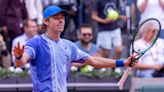 De Minaur downs Medvedev to reach French quarters