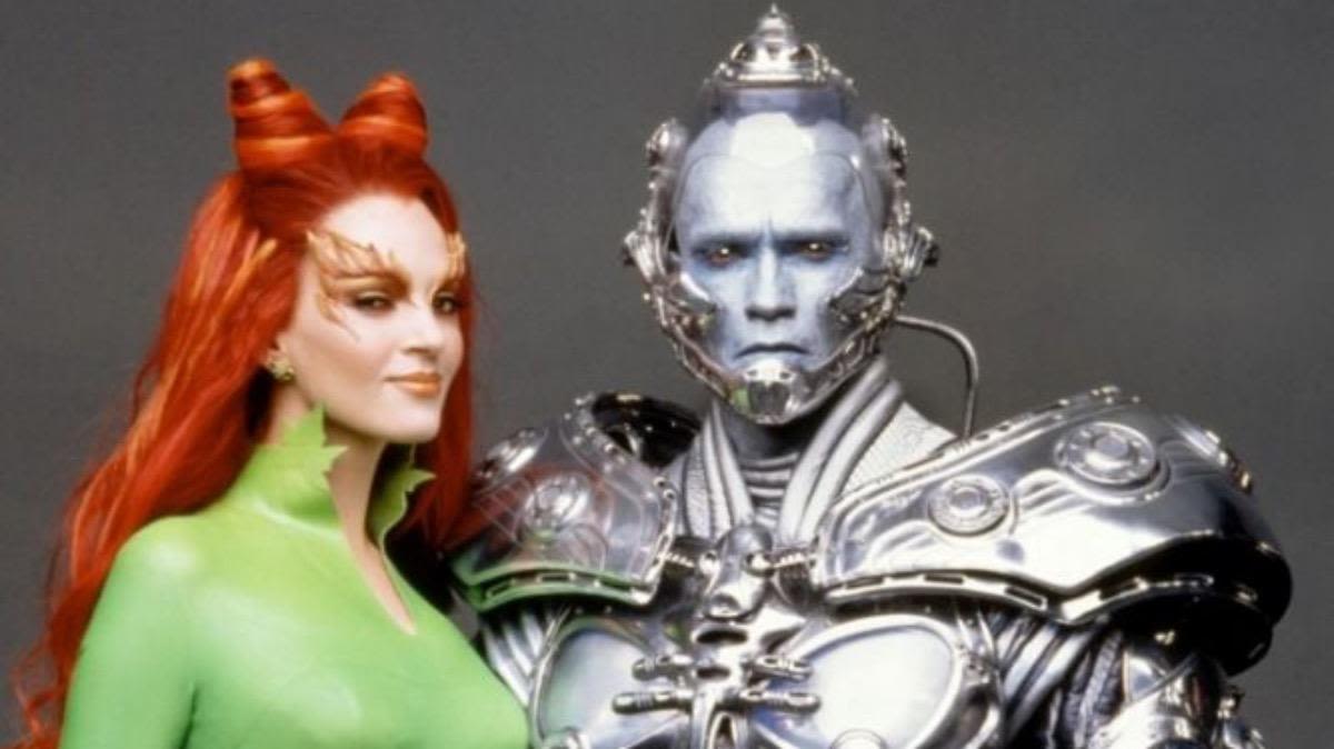 Arnold Schwarzenegger & Uma Thurman Reunite: "Watch Out, Batman"