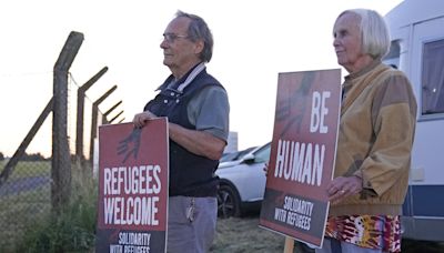 Starmer: Rwanda deportation scheme is ‘dead and buried’