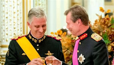 La imagen viral de Felipe de Bélgica y Enrique de Luxemburgo soplando las velas juntos