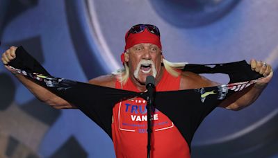 Wild moment Hulk Hogan rips off shirt in nod to WrestleMania past at RNC