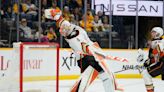 Dostal's 39 saves leads Ducks over Predators 5-3