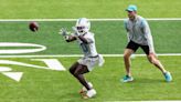 El coach de los Bills necesita un par de Usain Bolts para equiparar la velocidad de los Dolphins