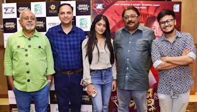 Rwitobroto Mukherjee and Anusha Viswanathan starrer ‘Hemanter Aparanha’ trailer unveiled; See photos