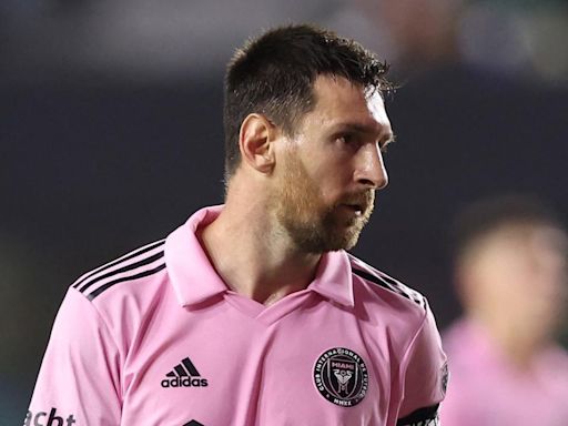 Un ex Manchester City criticó a Lionel Messi y desprestigió sus logros: “Tomó esteroides y afectó a su crecimiento”