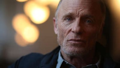Ed Harris On His ‘Extraordinary Experience’ Making ‘Downtown Owl’