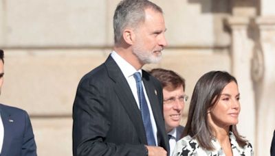 Felipe VI y Letizia quieren reunirse con el alcalde de Madrid, José Luis Martínez-Almeida, y su mujer