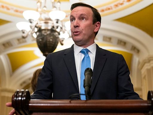 Sen. Murphy says he’s not ‘criminally offended’ by pro-Palestinian protests that are peaceful