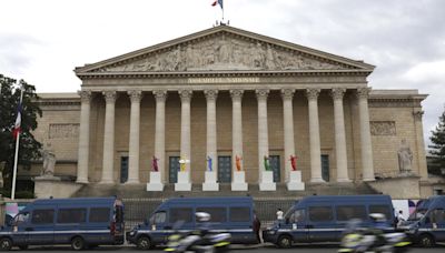 Francia en la incógnita tras la victoria de la izquierda en las legislativas