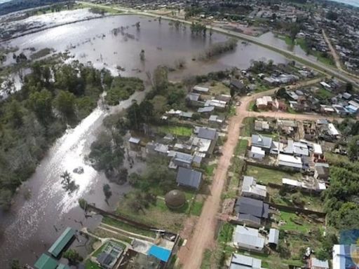 Chuvas no Uruguai e na Argentina deixam mais de 4, 5 mil deslocados