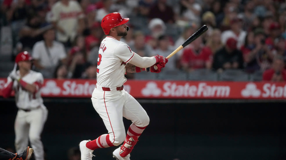 Pillar's walk-off hit gives Angels 6-5 victory over Tigers in 10 innings