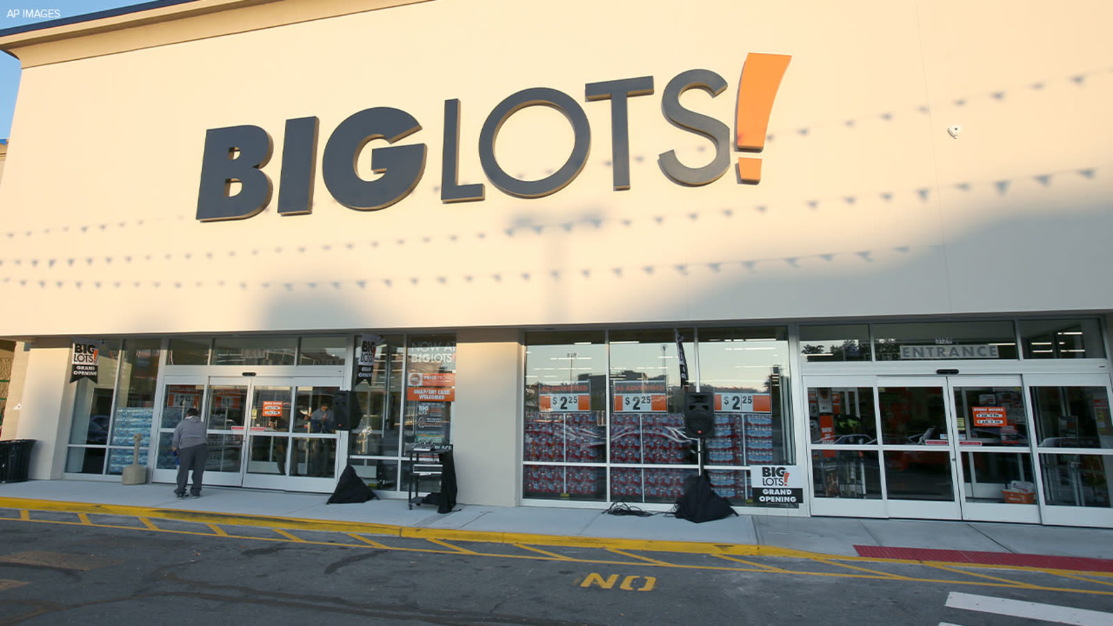 Big Lots to shut down 35 to 40 stores as retailer expresses 'substantial doubt' over future