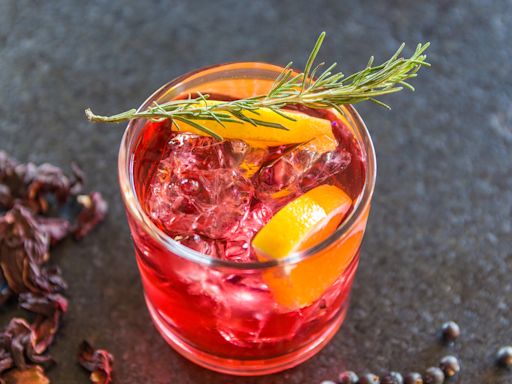 Jam Session: The 3-Ingredient Kombucha Cocktail To Sip This Summer