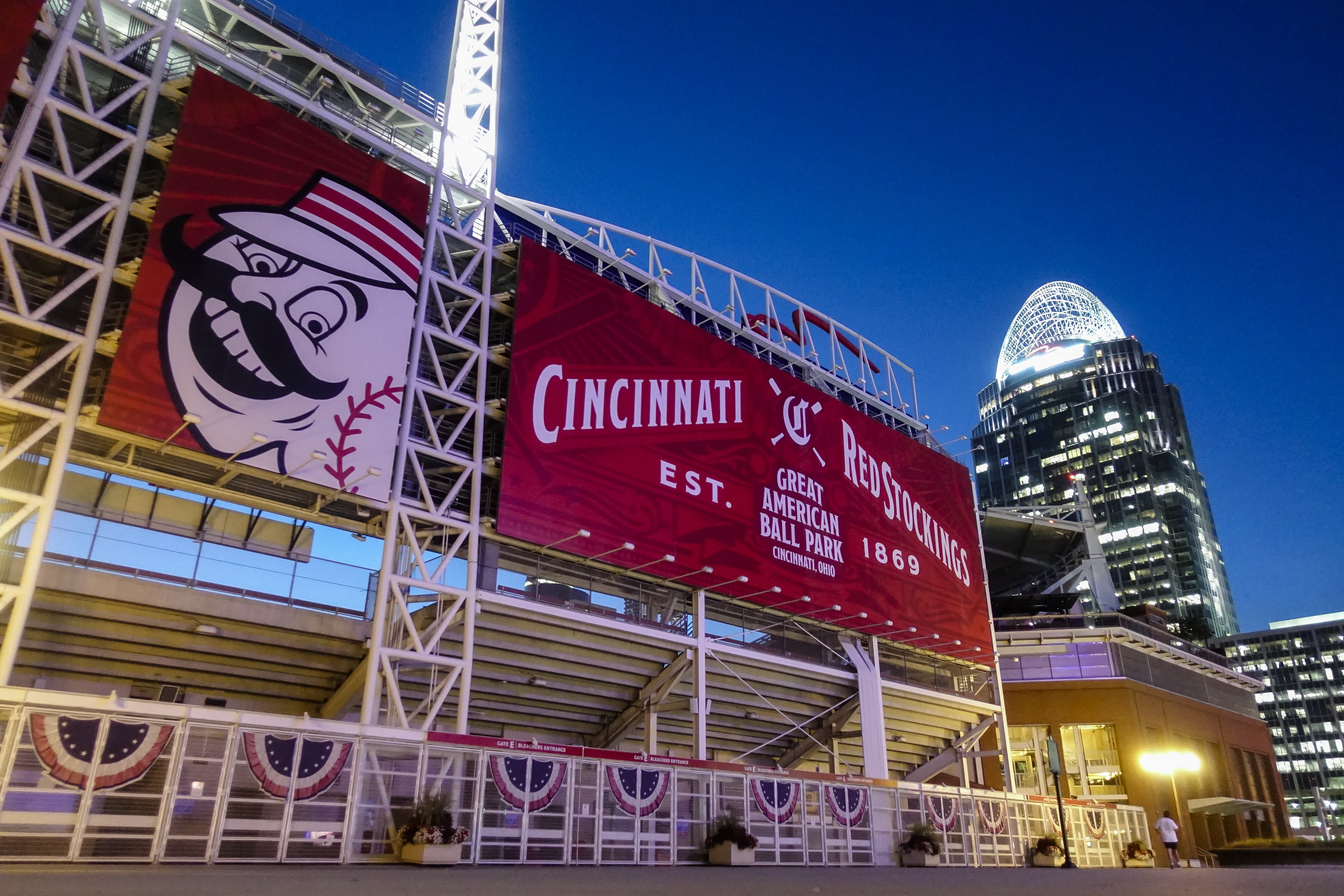 Fans who donate at Reds games this weekend will receive a free ticket for a future game. Here's how.