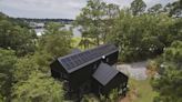 Want to Maximize Views? Point Your Home in Two Directions at Once Like This Alabama Cabin