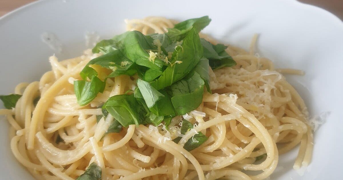 'I was surprised by Jamie Oliver's simple pasta that only needs 6 ingredients'