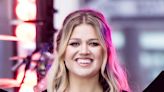 Watch Kelly Clarkson’s ‘Heartbreaking’ Performance Of Katy Perry’s ‘Wide Awake’ As Fans React: ‘This Shattered My Soul’